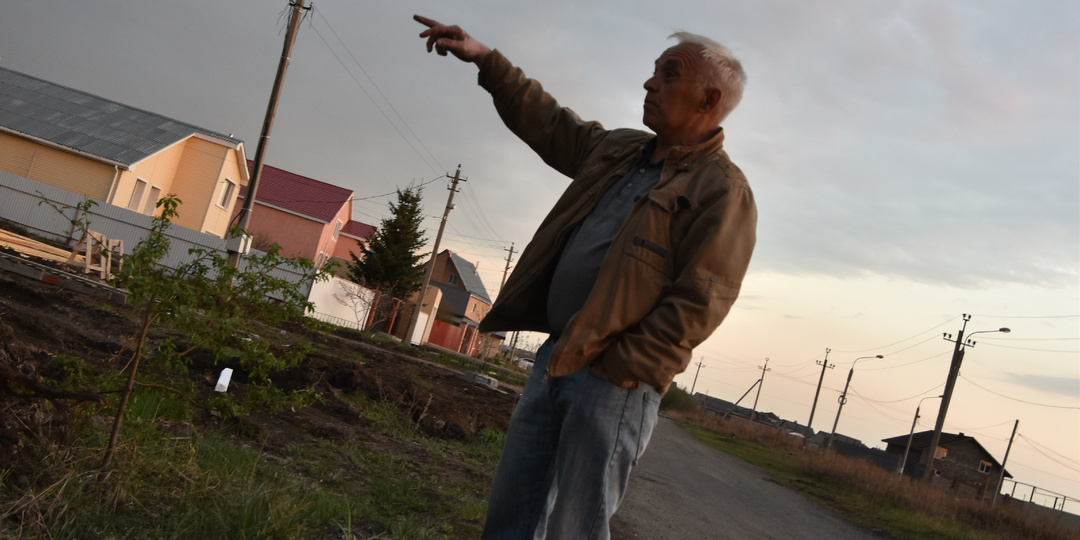 "А что так можно?" Американец показал 5 вещей, которые удивляют его в наших коттеджных посёлках