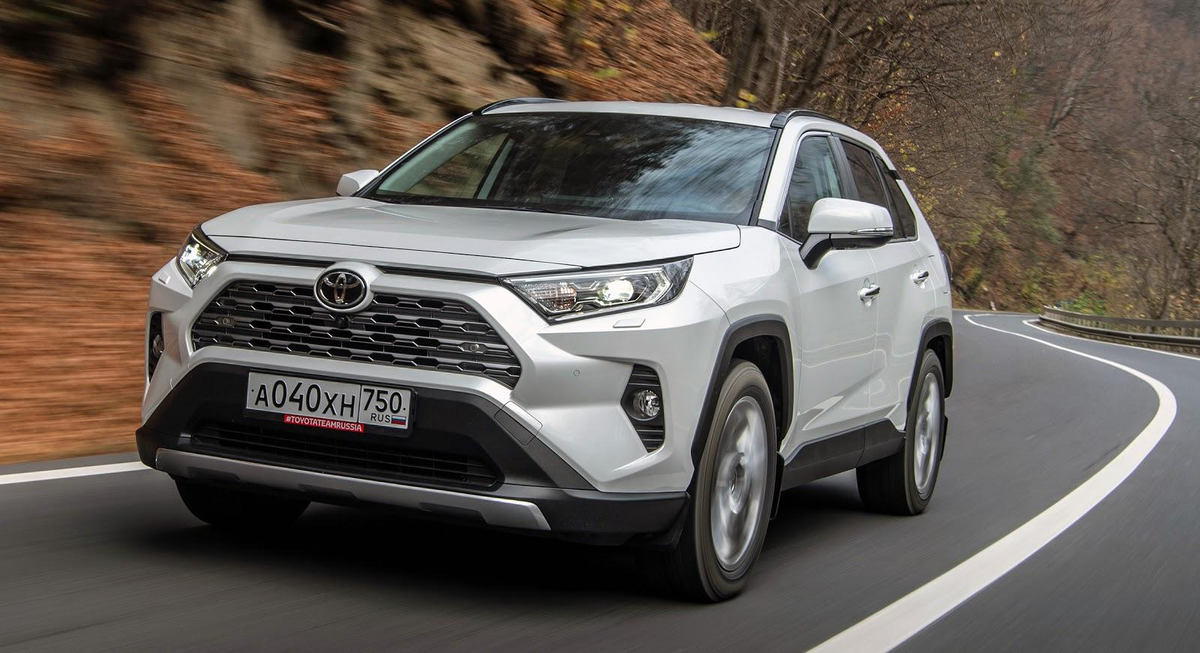 Toyota Carolla Cross 2021 (фото из Яндекс.Картинки)