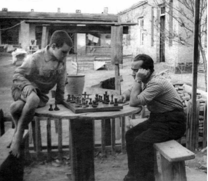 Досуг и развлечения в ностальгических фотографиях советского времени