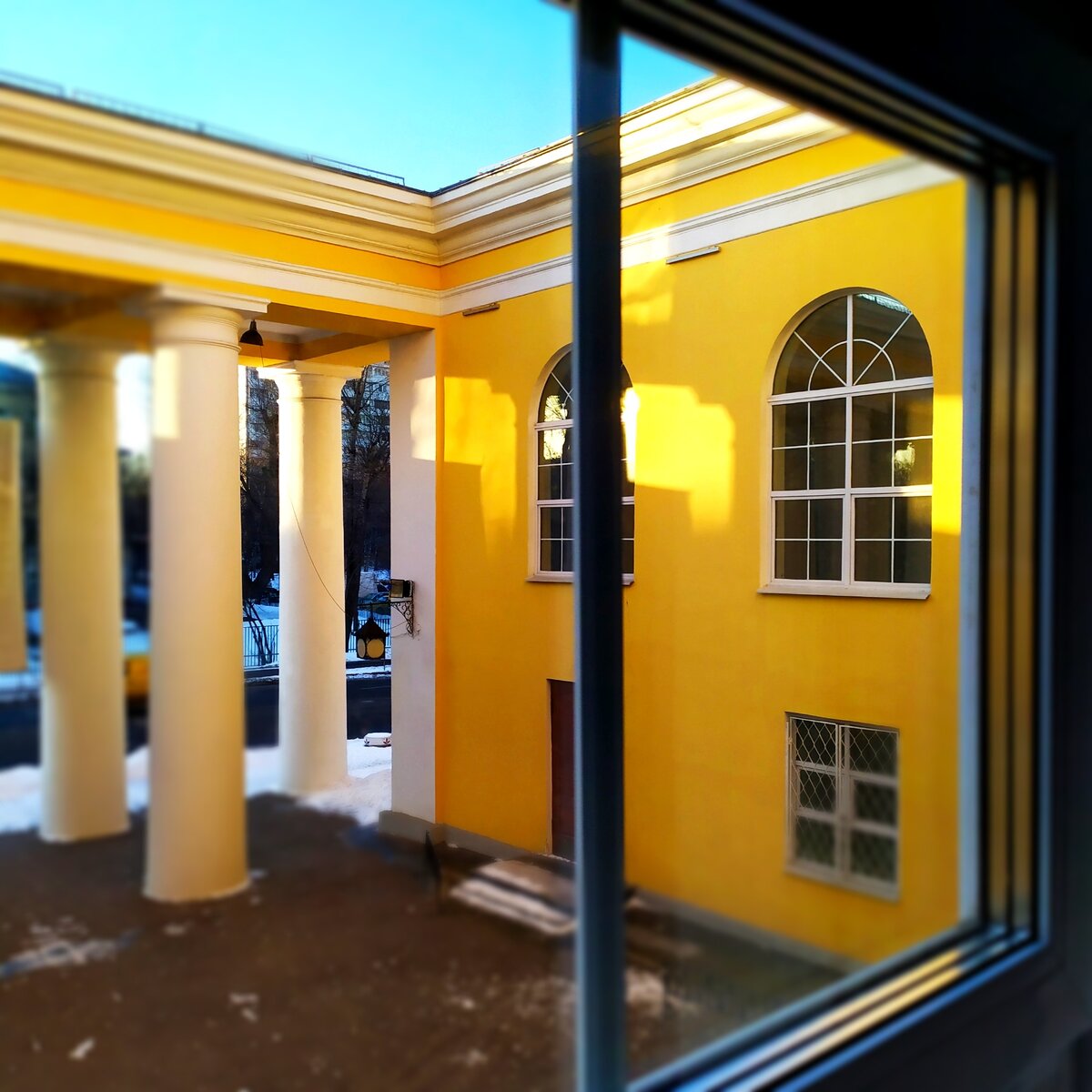 Новый драматический театр, вид из окна