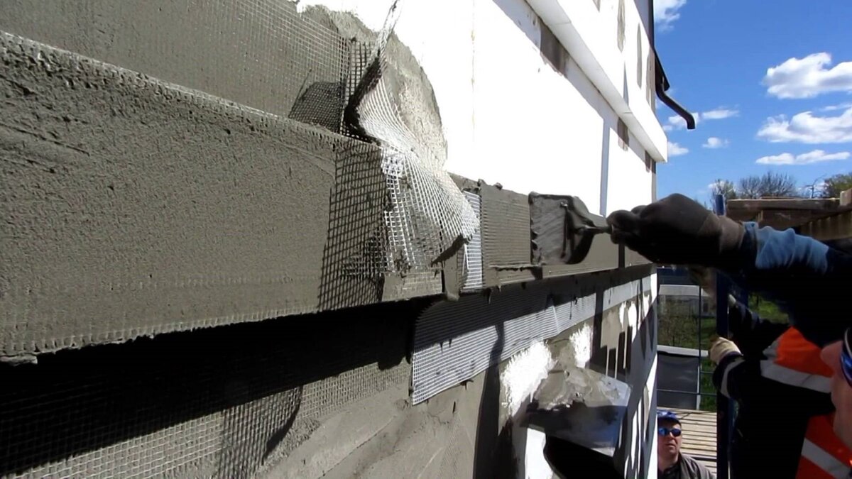 Утепление дома снаружи позволит экономить энергию.