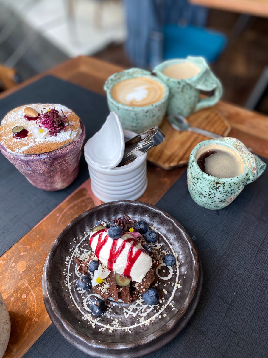 Вкусные десерты из сочинского ресторана «Кашалот»