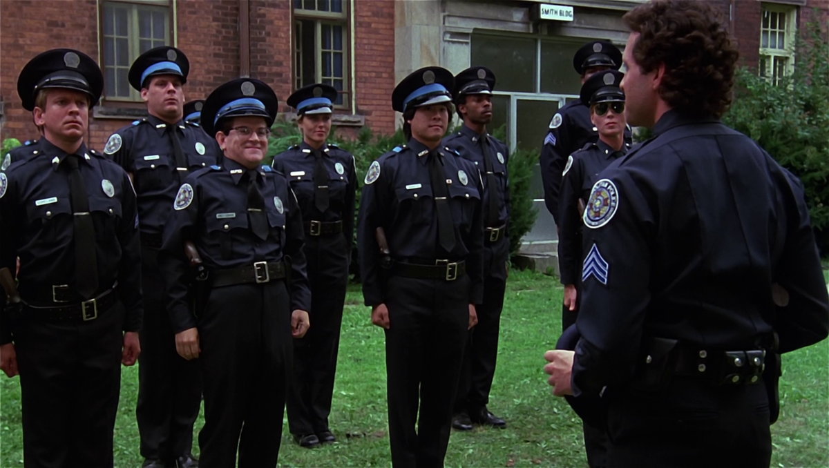 Полицейская академия фильм 1984. Полицейская академия фильм 1984 3. Полицейская академия кадры. Полицейская академия 4: граждане в дозоре (1987). Полицейская академия лейтенант харрис.
