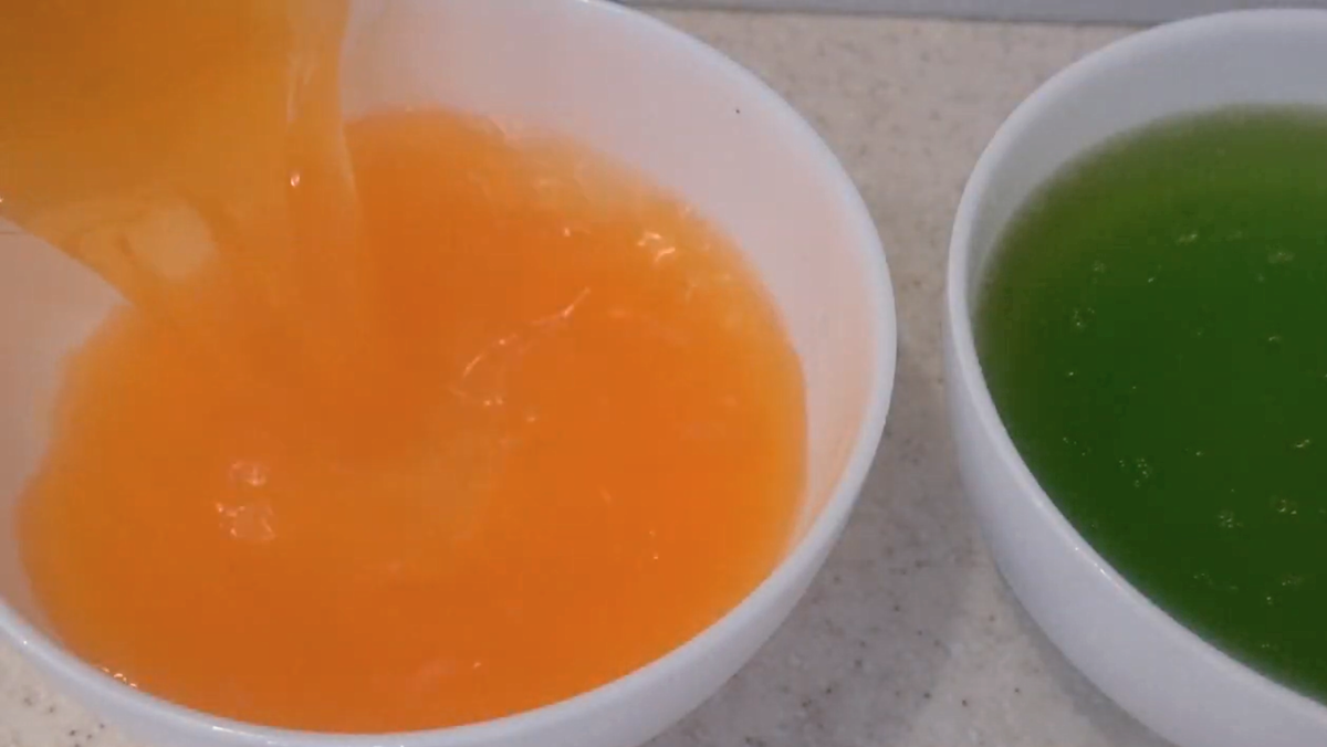 Готовим цветные "кристаллы"