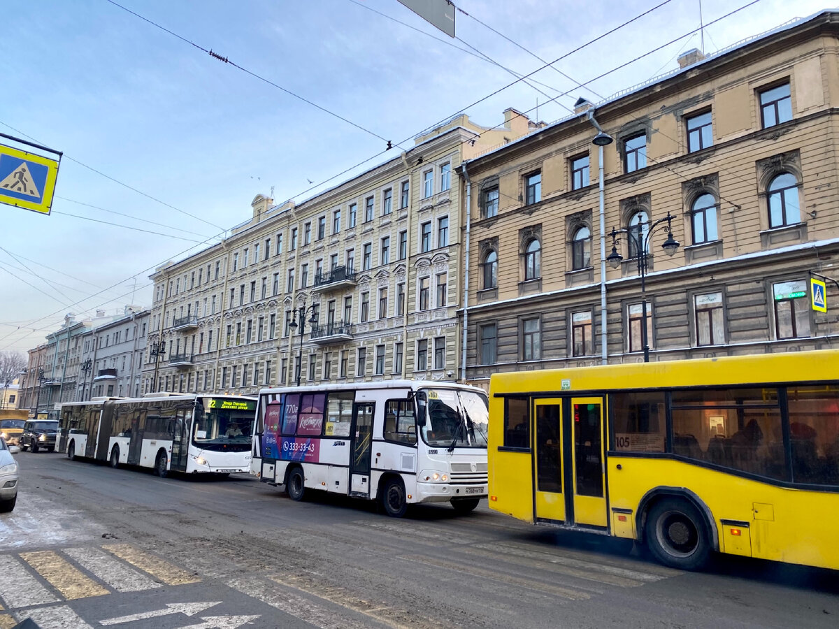 Почему в Санкт-Петербурге не стоит выходить на улицу в праздники | Макс  Путешествует | Дзен