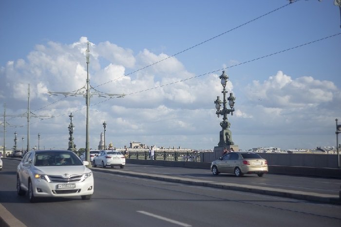 Дорога в Петербурге. Фото с сайта pixabay.com