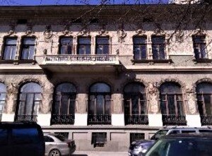                        Старинный дом.