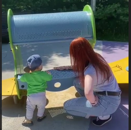 Маленький куклёныш)))