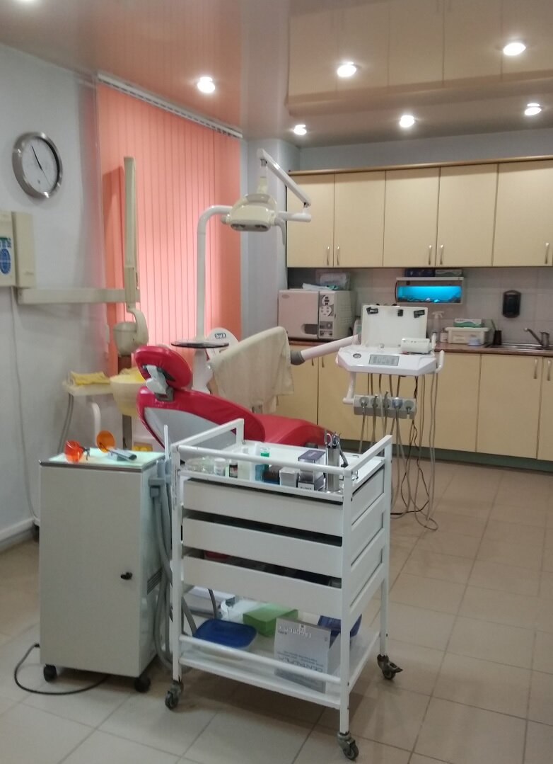 Кабинет стоматолога. Фото для иллюстрации сделано в медицинском центре "Эскулап-С", г. Новосибирск, ул. Дмитрия Донского 32/1, кабинет 3-7