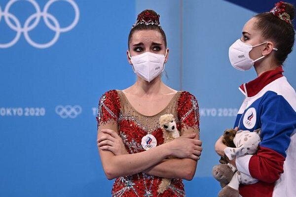  Она заняла 4 место в личном зачете Нижегородская гимнастка Арина Аверина объявила о завершении спортивной карьеры по окончанию Олимпийских игр в Токио.
