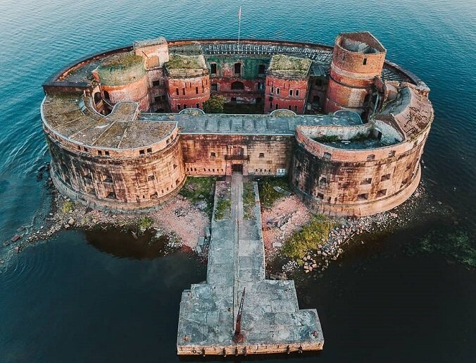 Форт "Император Александр I" в Санкт-Петербурге