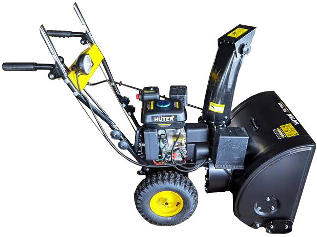 Преимущества: 5 передач вперед и 2 назад, фара, электростартер (аккумулятор).