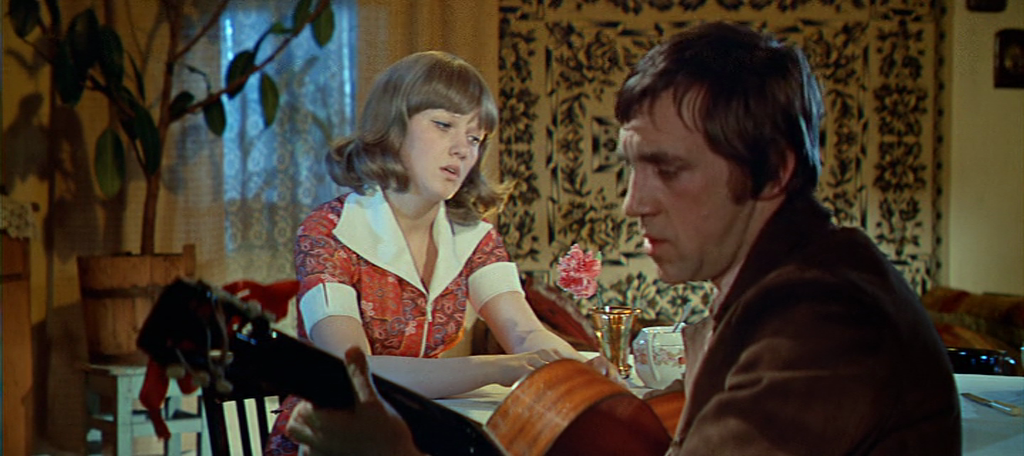 Высший пилотаж 2005. Брендан фрейзер. Единственный где герои в. Фин выходит из решетки. Единственный где герои в.