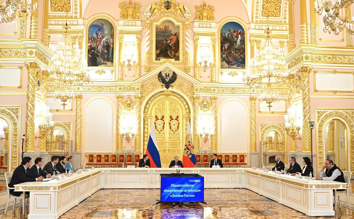 «Встреча» с членами «Деловой России». Фото: kremlin.ru/events/president/news/67707/photos/67523 