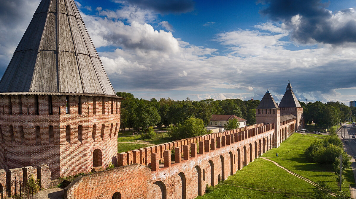 смоленская крепость история