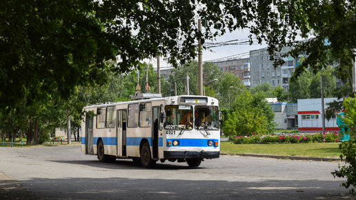 Троллейбус ЗиУ-682Г-012-4021. Покатушки по Барнаулу.