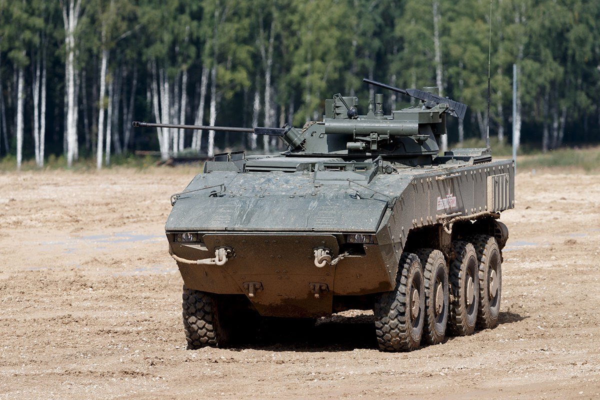 БМП-К К-17 «Бумеранг» на динамическом показе в рамках МВТФ «Армия-2017» в подмосковном Алабине. Источник изображения: Минобороны РФ