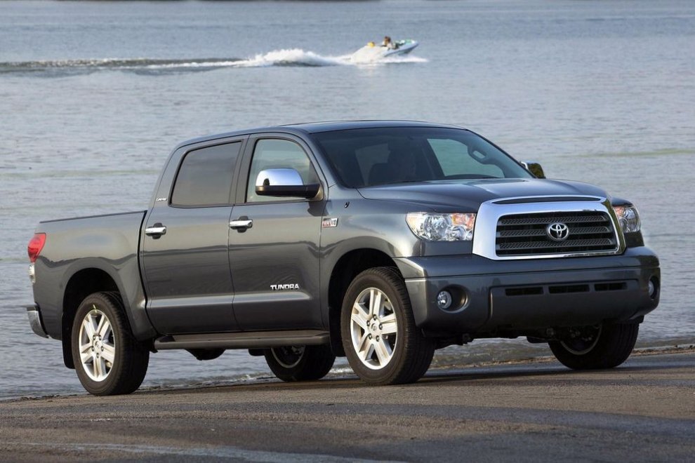 Тойота Секвойя Toyota Tundra