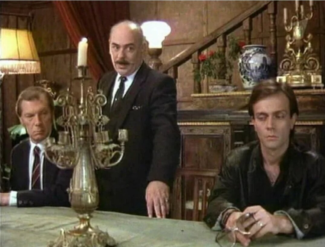 Изображение со страницы http://m.kino-teatr.ru/kino/movie/sov/2338/foto/i3/94446/