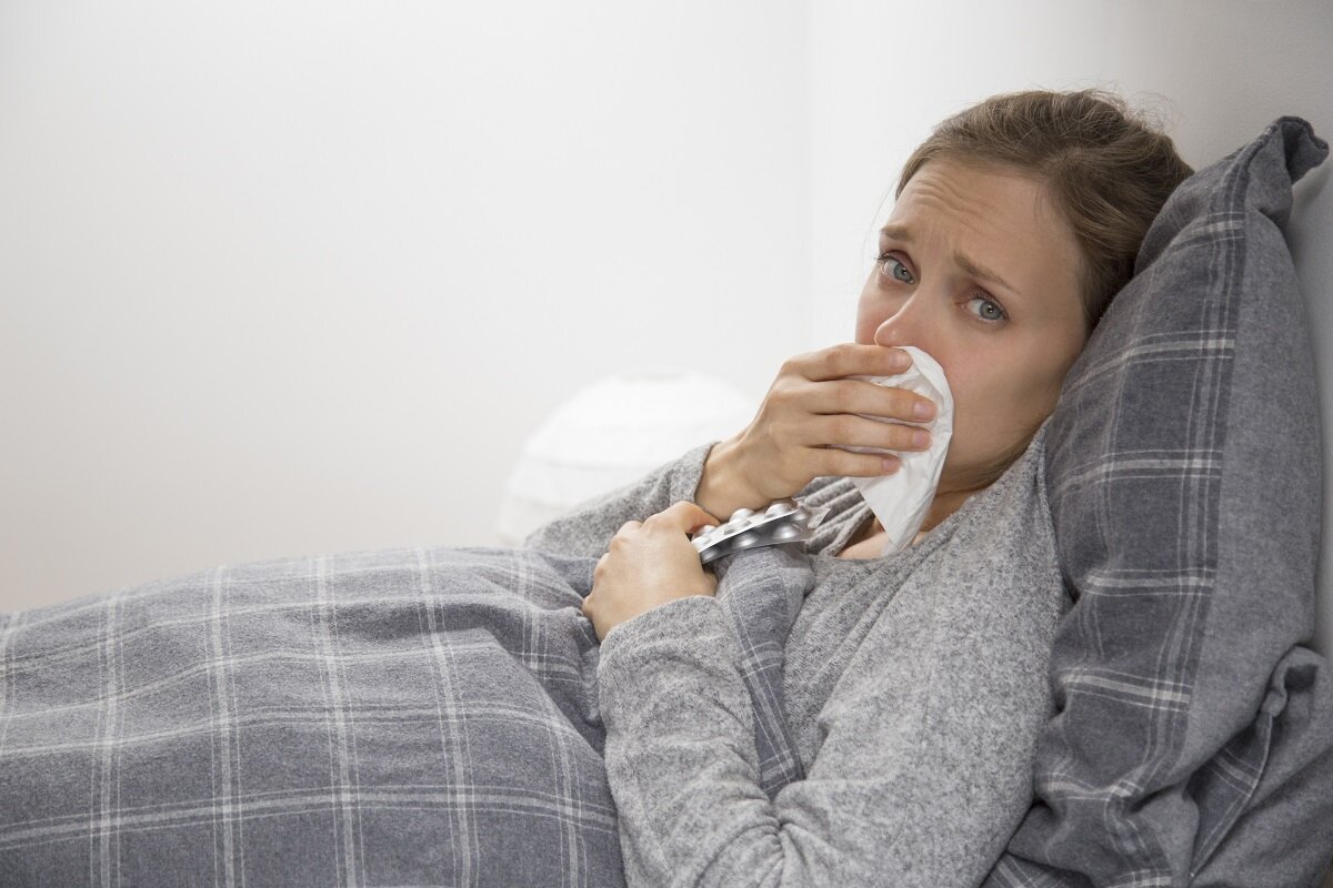 Понос у ребенка без температуры: причины, чем лечить и что делать в домашних условиях