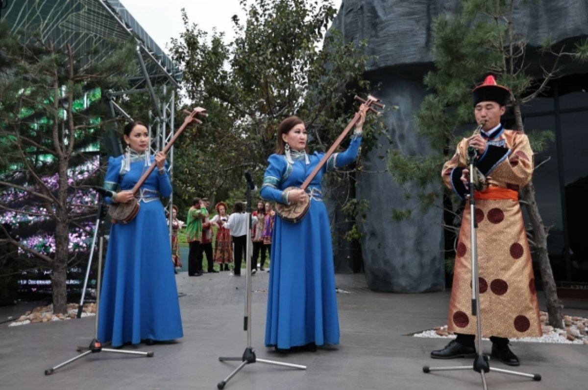    Бесплатные шаттлы запустят для посетителей «Улицы Дальнего Востока»