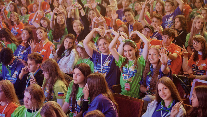    Школьники Оренбуржья участвуют в полуфинале конкурса «Большая перемена» Кристина Просвиркина