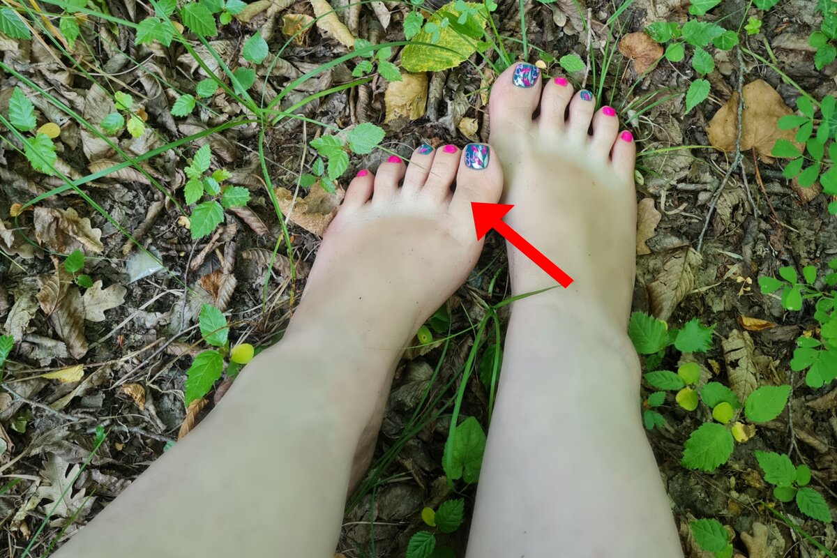 Пальцы ног девушек вблизи без педикюра (52 фото)