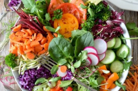 Лето - урожай овощей, одни витамины!