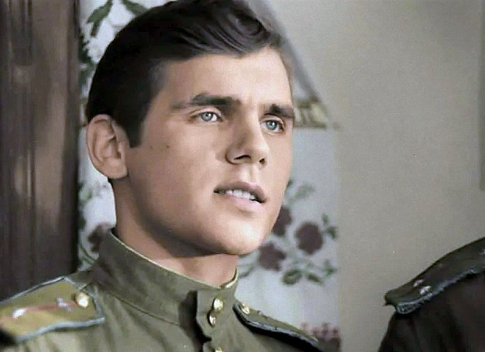 кадр из фильма «В бой идут одни старики»