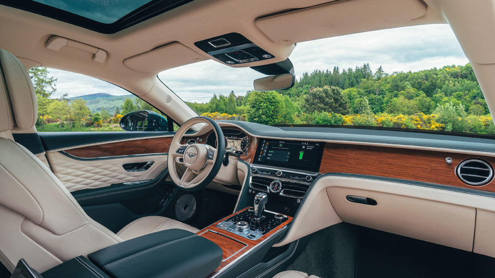  Bentley Flying Spur Hybrid