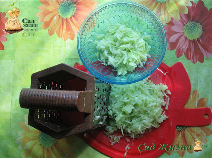 Оладьи из кабачка с сыром