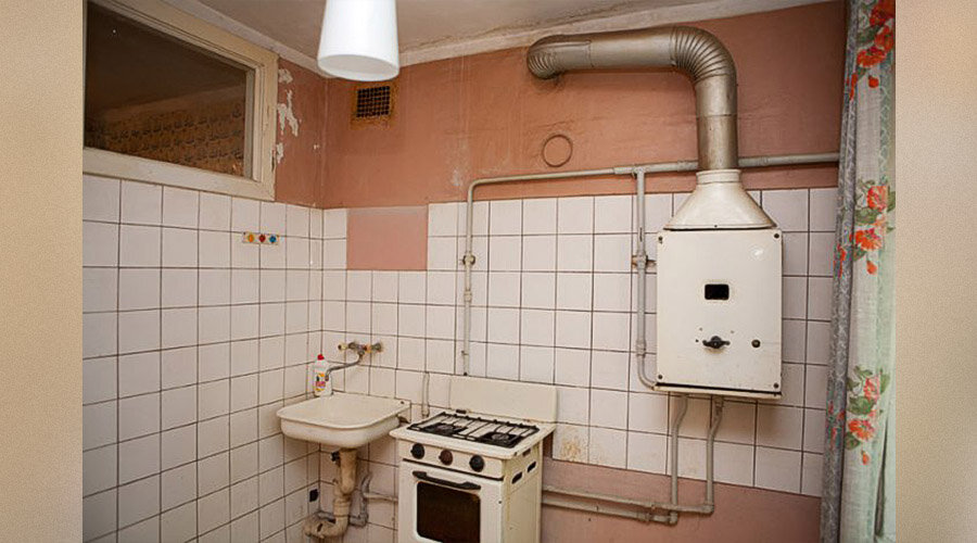 Какая перепланировка запрещена если в кухне газ?2