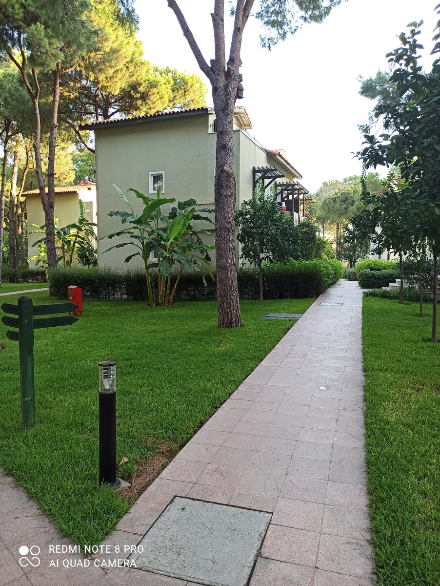 Территория отеля