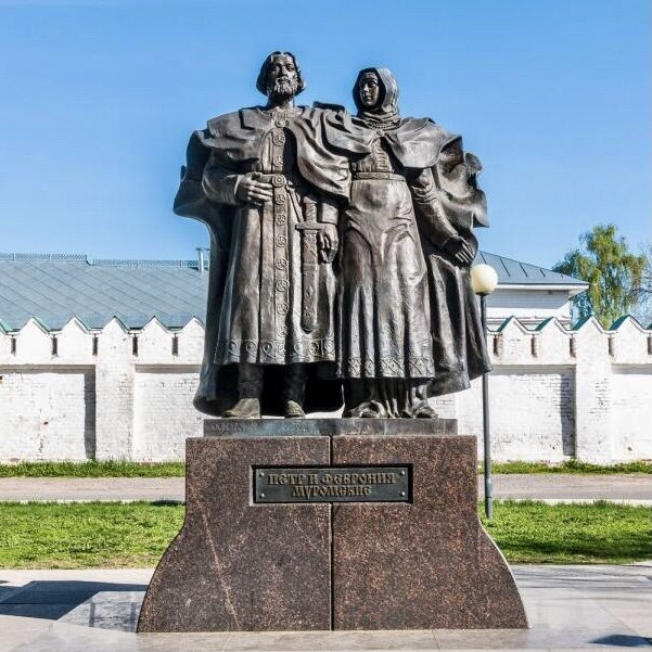 Муром монастырь памятник петру и февронии фото