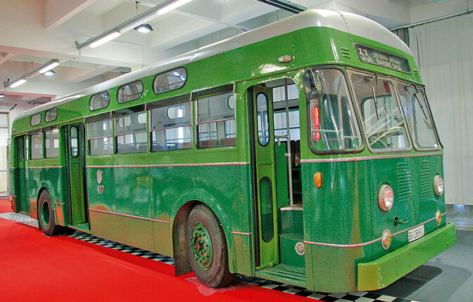 Вот так выглядели британские "Лейланды", поставленные в Белград в 1961 году. Фото с сайта politika.rs