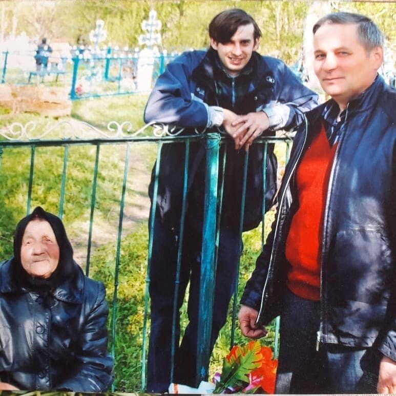 Бабушка Катя, Денис (муж), Павел (свекр), год не помню 🙈 