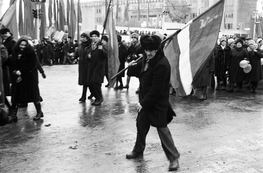 Запретить советские. Запретить советские. Советские люди. Запрещенные в ссср фотографии. Снимки запрещенные в ссср.