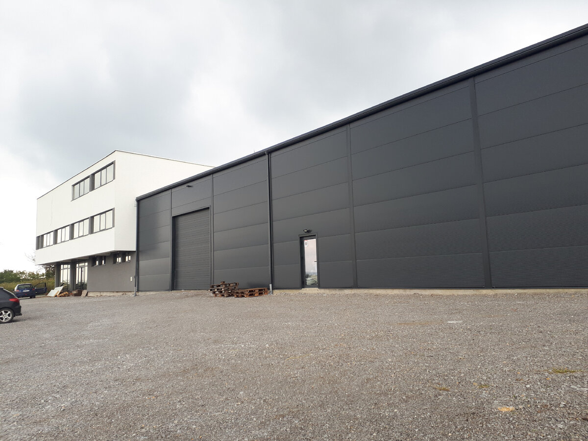 Какой-то склад...