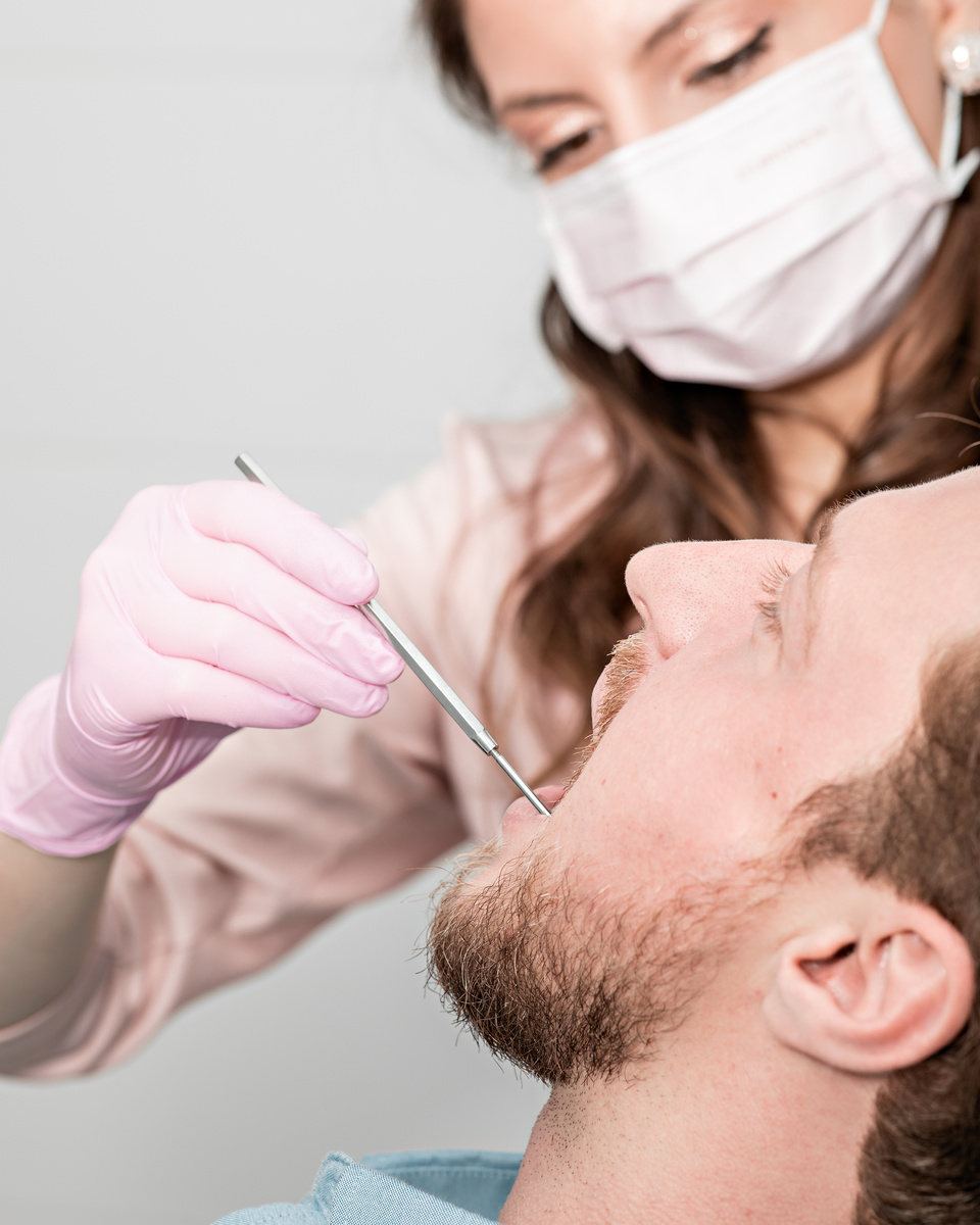 Фото FlexiLigner. На фото врач-ортодонт Анна Мисоян https://www.instagram.com/dr_annamis