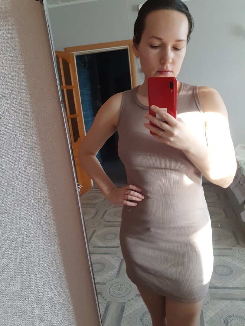 Платье. Я определенно жду теплых деньков! (После стирки и глажки оно будет выглядеть  лучше).