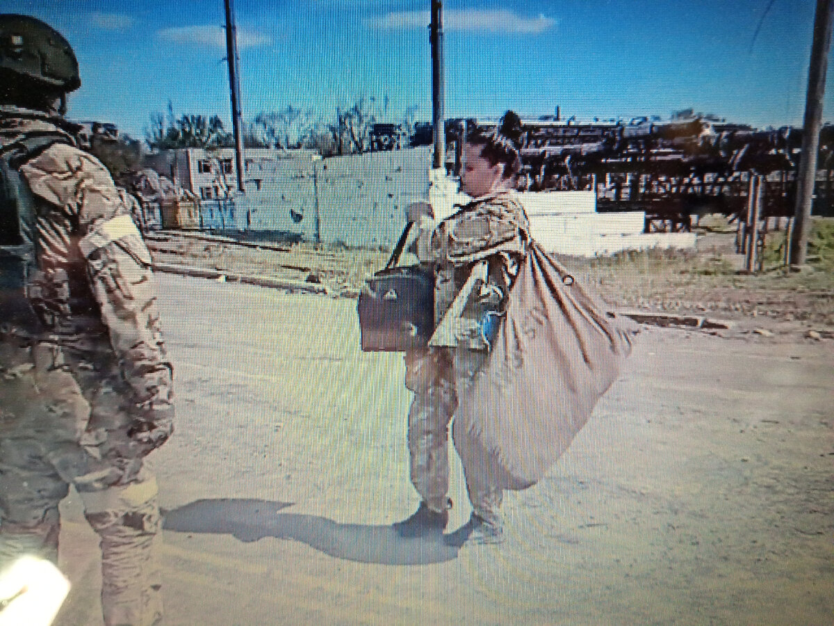 Одна из появившихся из бомбоубежища.  фото: картинки  яндекса.