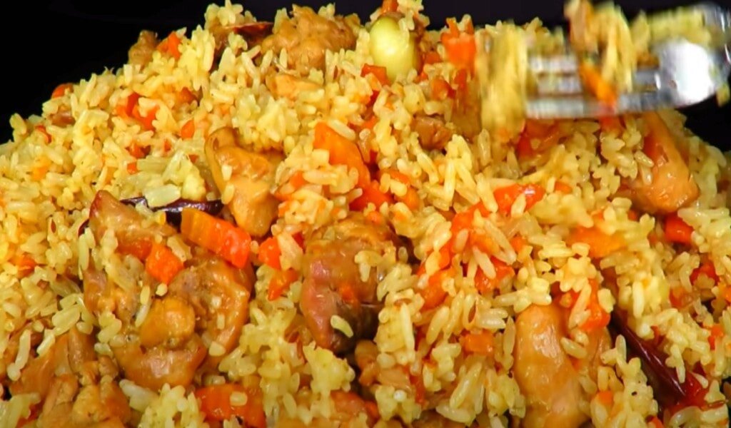 Золотистый плов с курицей рецепт – Узбекская кухня: Основные блюда. «Еда»