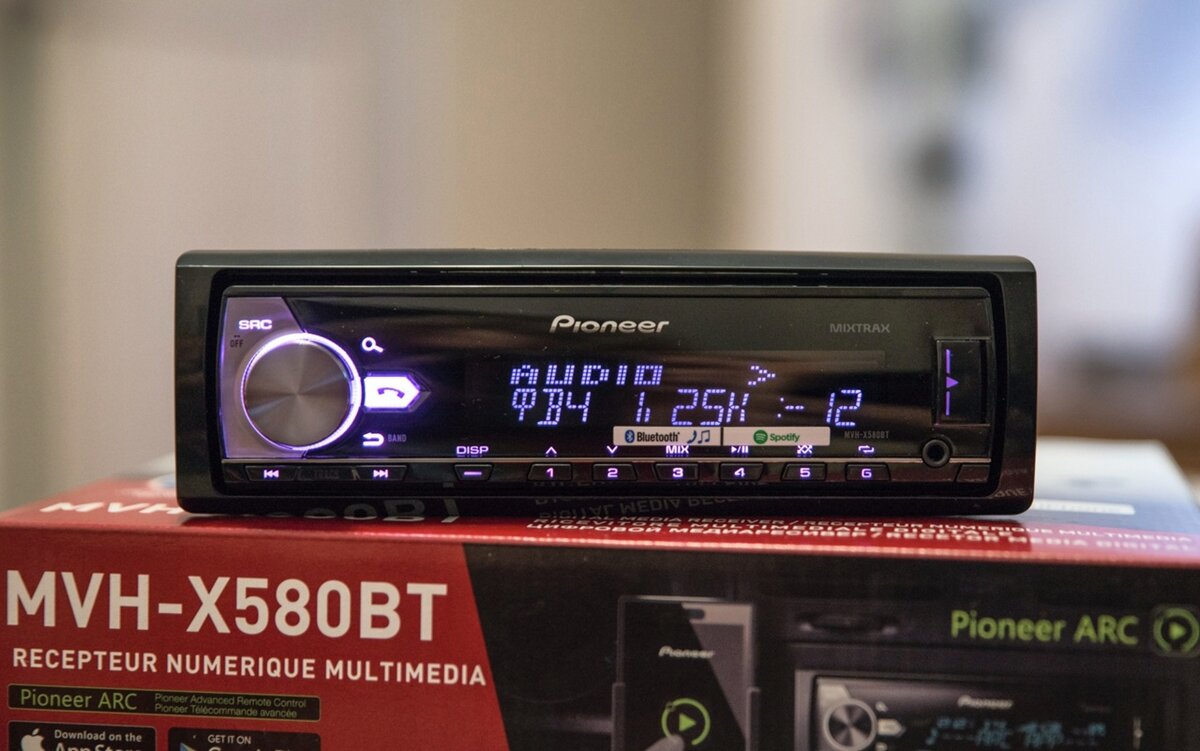 Автомагнитола Pioneer MVH-S320BT