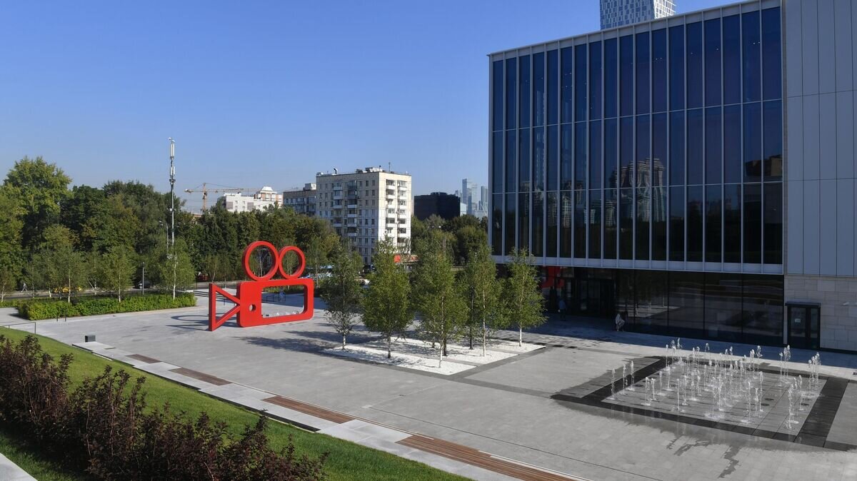    17-й киносъемочный павильон на киностудии "Мосфильм" в Москве© РИА Новости / Михаил Воскресенский