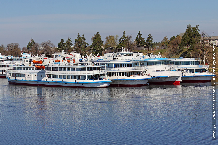 Транспорт для дошкольников. Транспорт виды транспорта. Автобус вид транспорта. Поезд теплоход. Метеор валаам сортавала ржд.