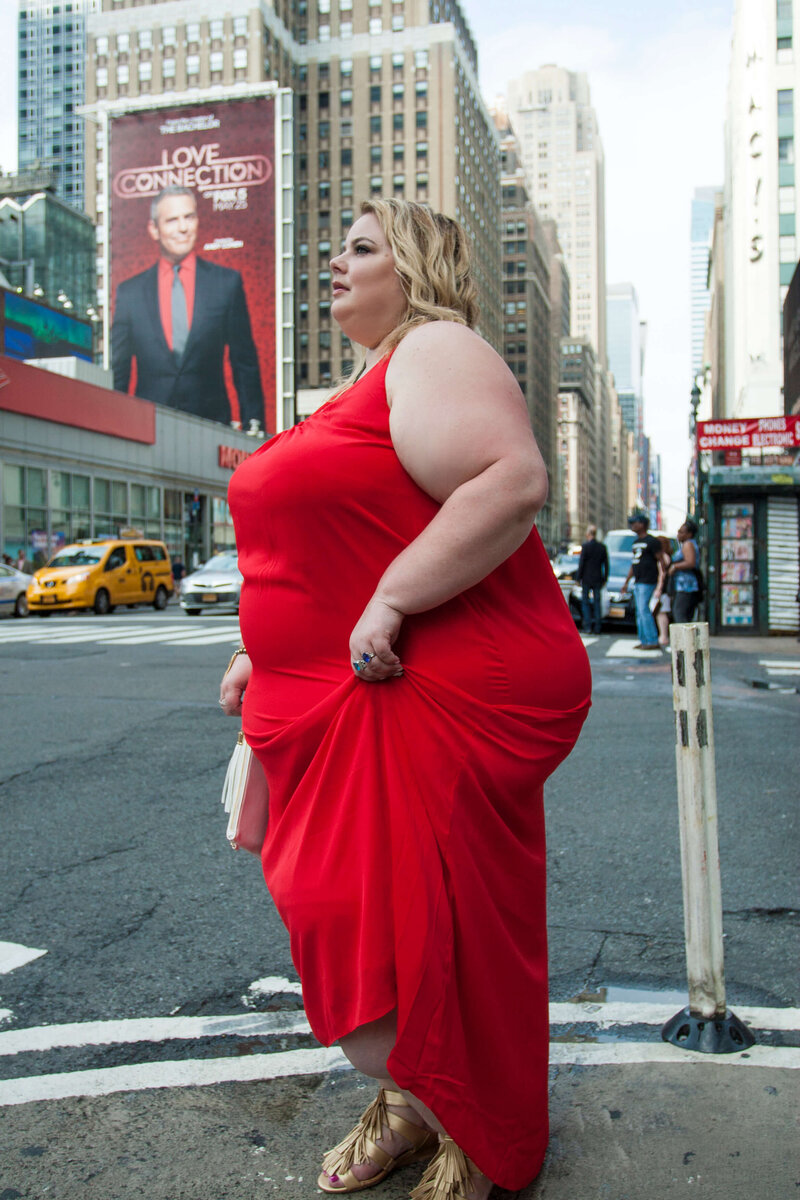 Большие жирные тетки. Толстая женщина в Красном платье.