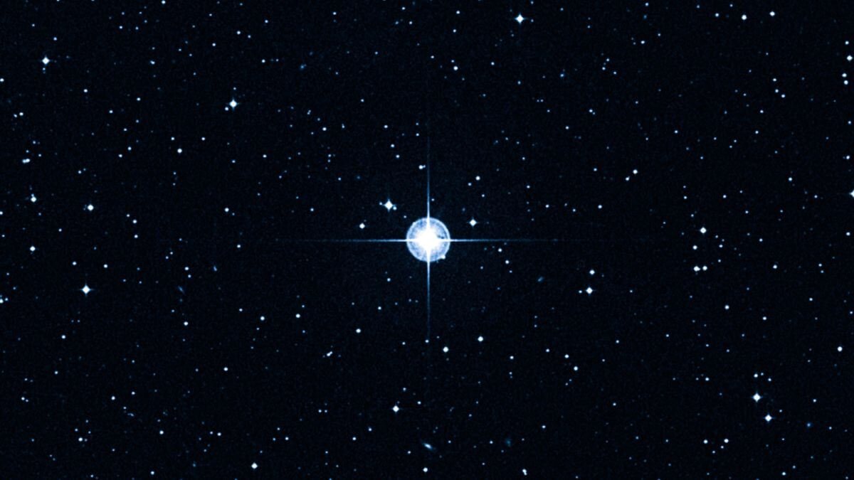    Всего несколько десятилетий назад звезда Мафусаил считалась старше самой Вселенной