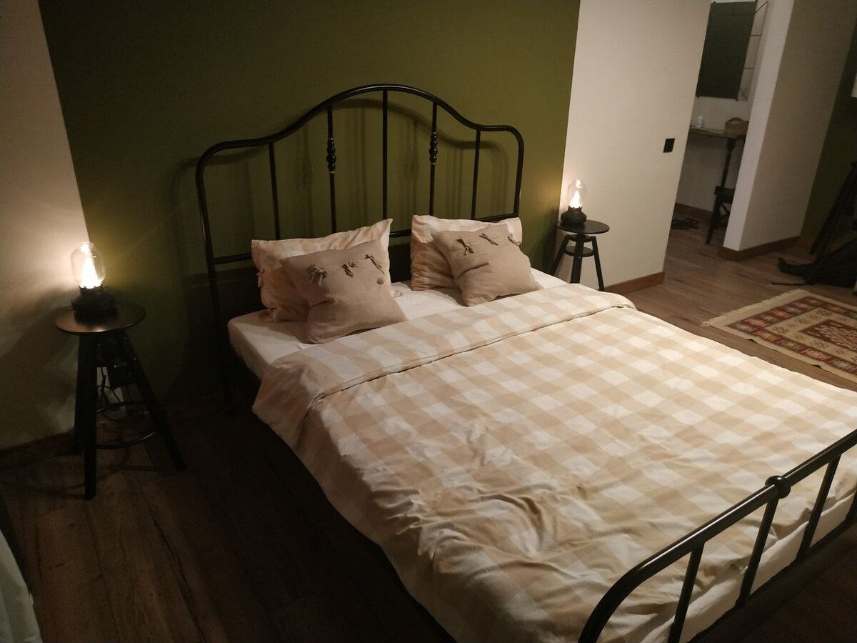 Большая кровать. Удобный матрас