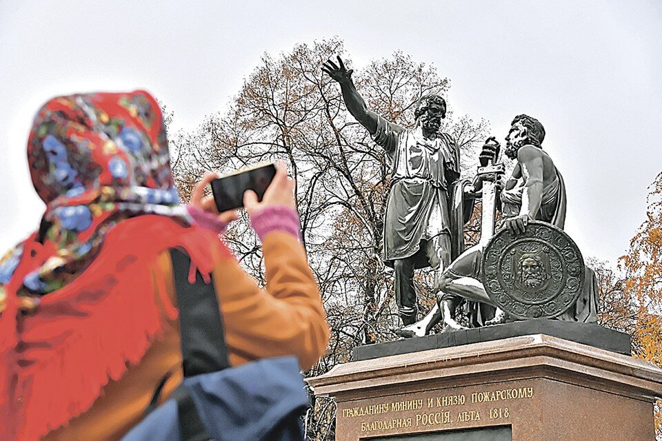     На постаменте на Красной площади рядом с Мининым и Пожарским могли бы стоять Трубецкой и Гермоген. Иван МАКЕЕВ