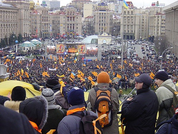 Оранжевая революция в Киеве.